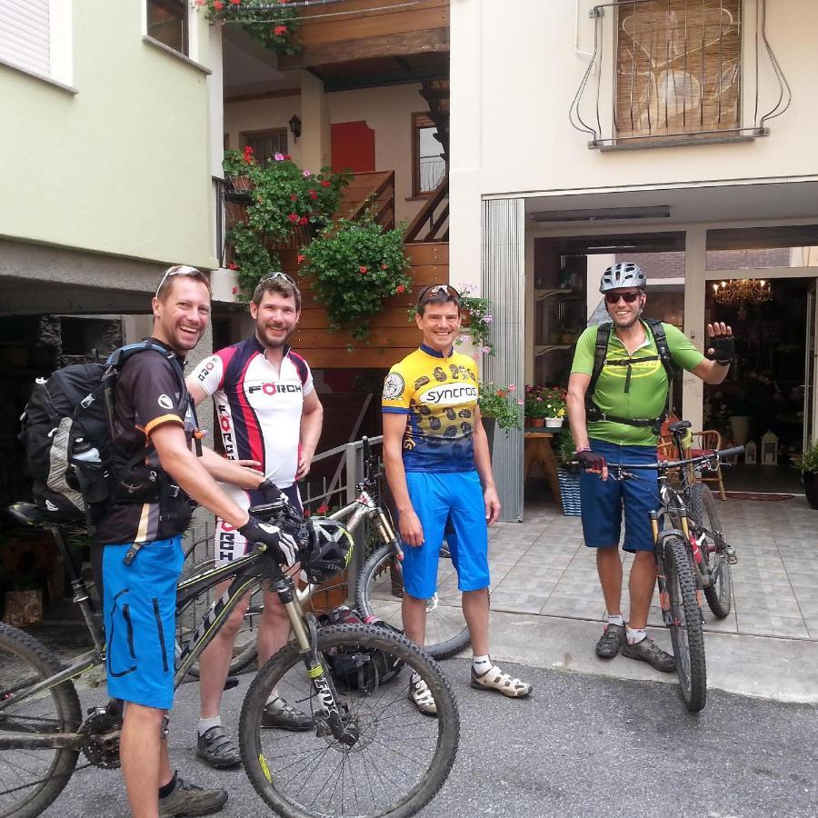 B&B Il Pettirosso Malonno Exterior photo