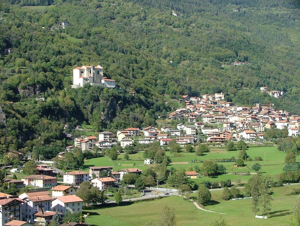 B&B Il Pettirosso Malonno Exterior photo